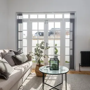  Holiday home Host & - Olde Place